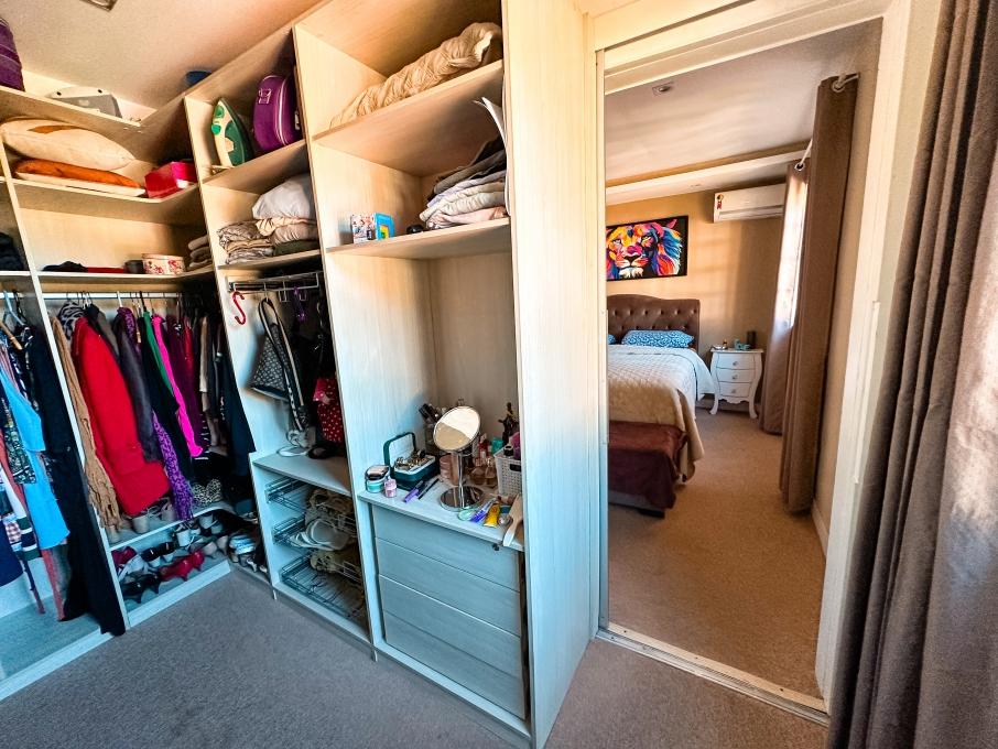 Casa à venda com 2 quartos, 600m² - Foto 13