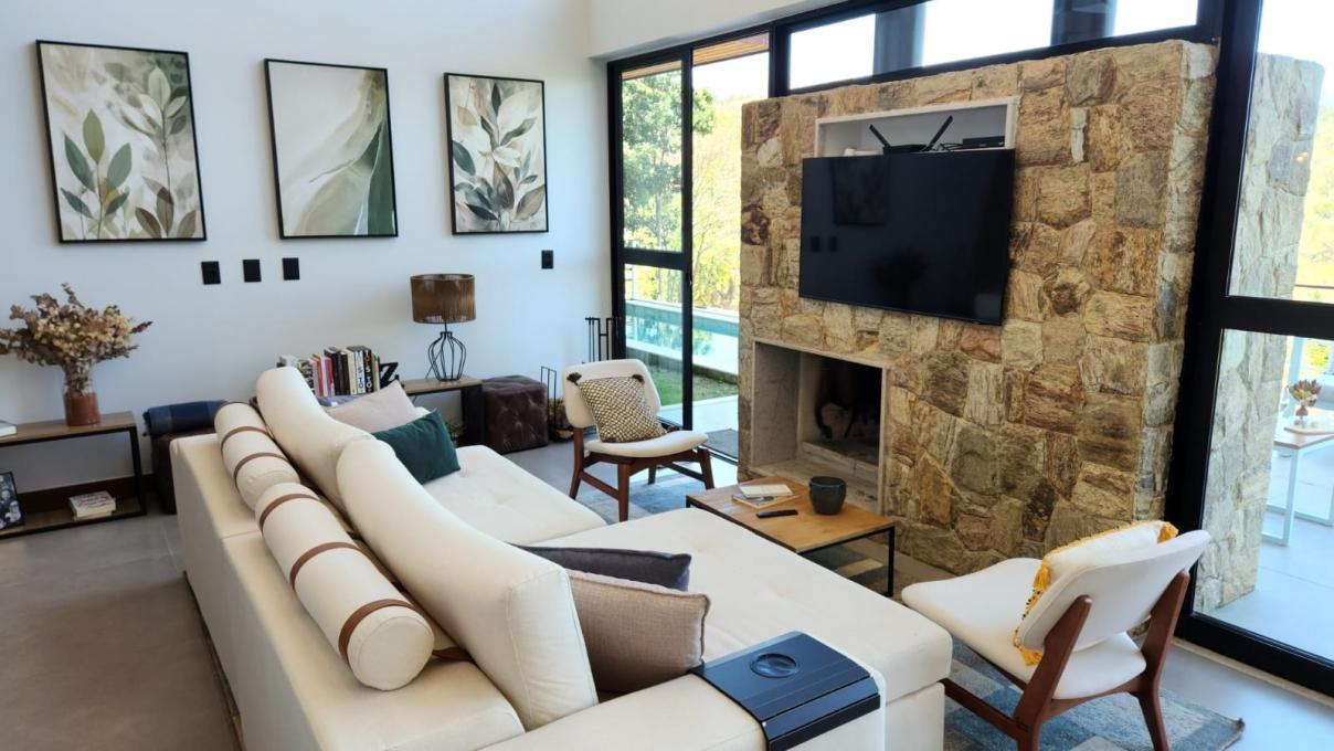 Casa à venda com 5 quartos, 1200m² - Foto 12