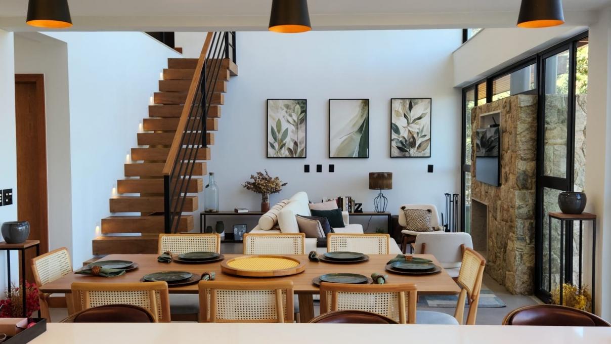 Casa à venda com 5 quartos, 1200m² - Foto 10