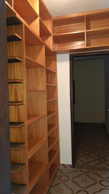 Casa à venda com 3 quartos, 300m² - Foto 13