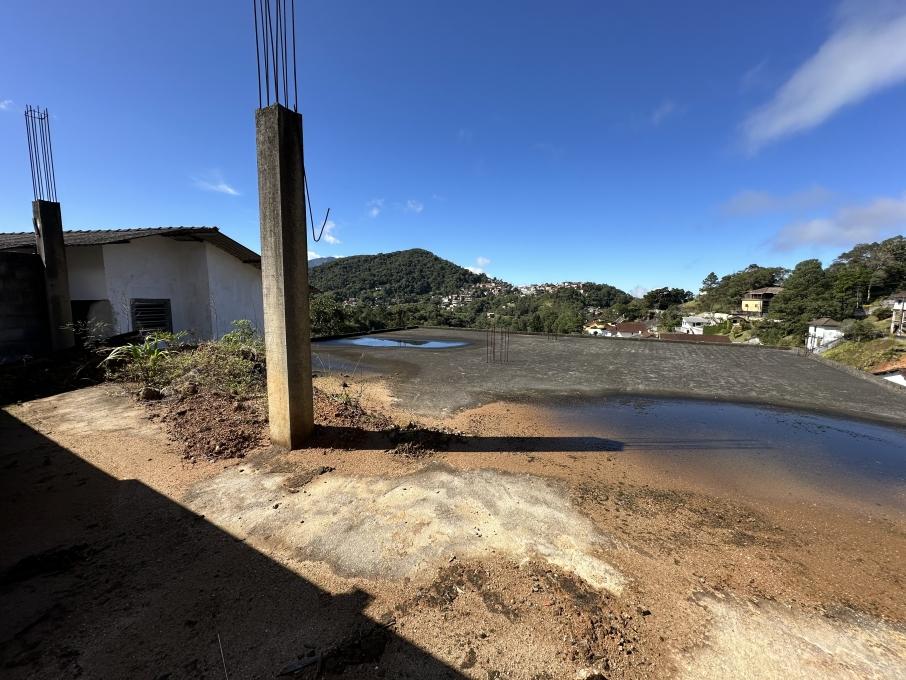 Casa à venda com 2 quartos, 600m² - Foto 20