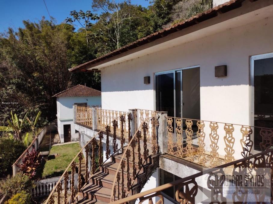Casa à venda com 4 quartos, 3200m² - Foto 10
